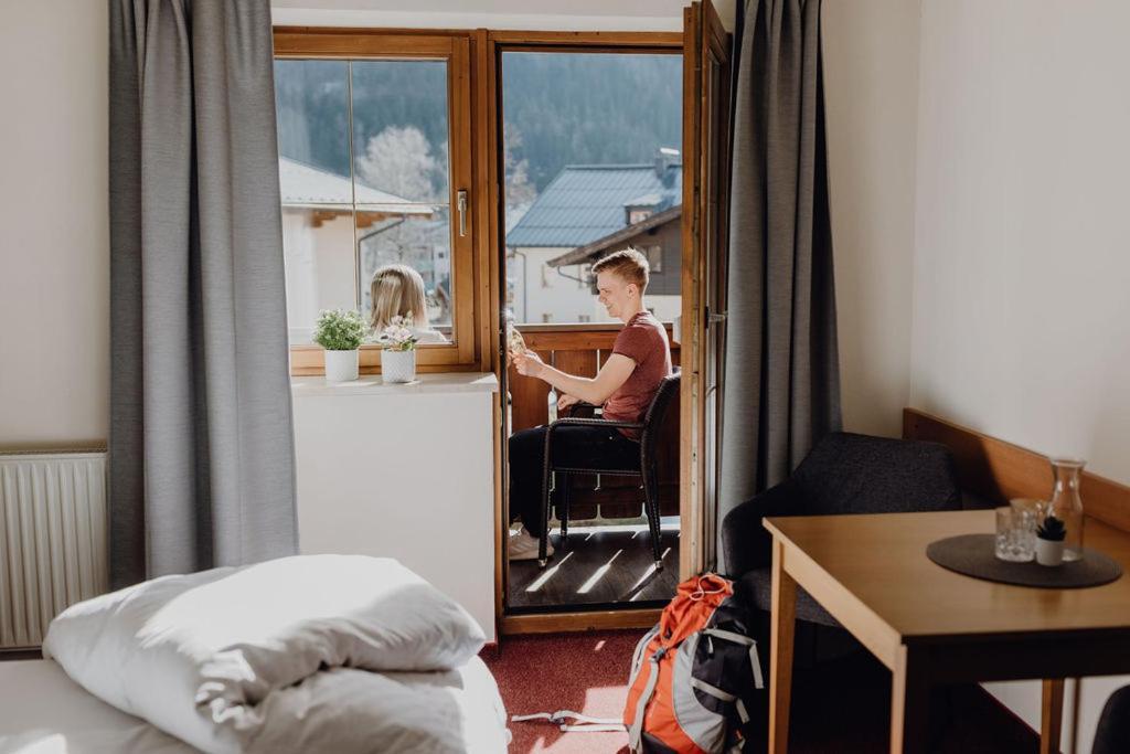 Dorfcafe Unken Hotelpension Swirtshaus Im Dorf Экстерьер фото